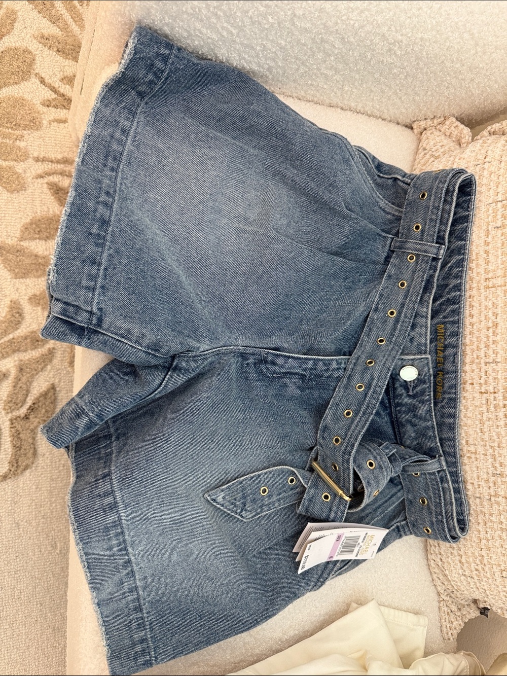 Michael Kors NEW High-Waist Denim Shorts with Grommet Belt - Blue size 6
